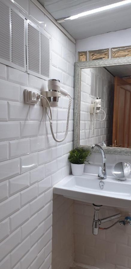 Habitacion En Casa De Familia "Valenciabonita" Valência Exterior foto