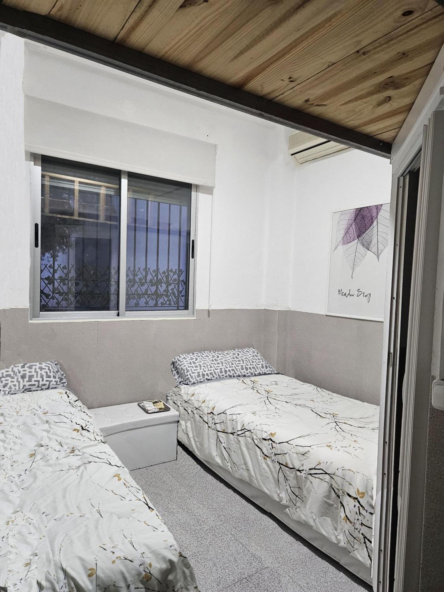 Habitacion En Casa De Familia "Valenciabonita" Valência Exterior foto